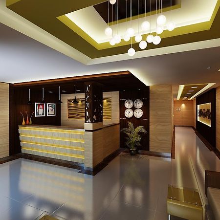 Fal Hotel L.L.C Dubai Exteriör bild